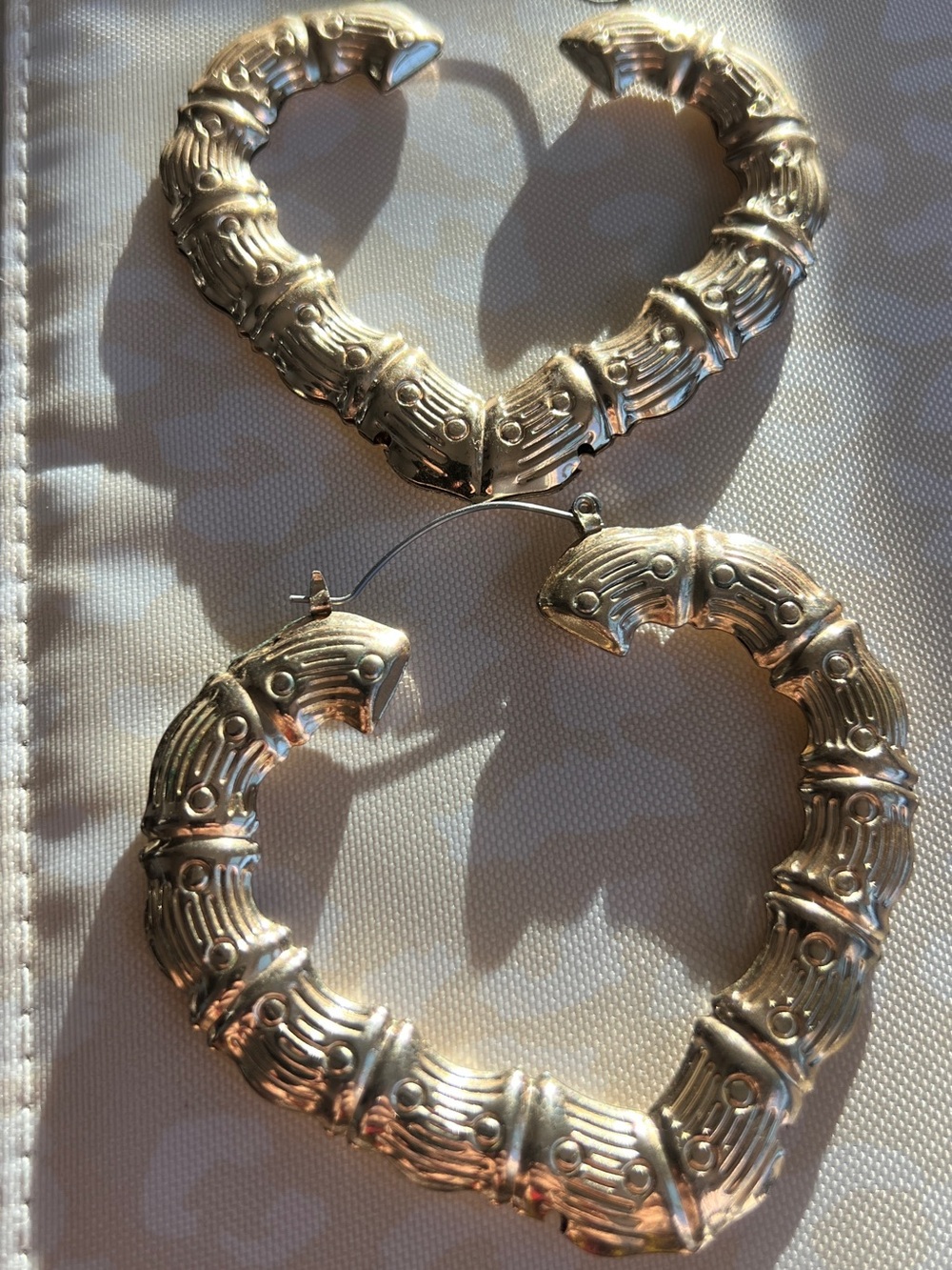 Gold Textured Bamboo-Style Hoop Earrings - Women Jewelry - Picture 10 of 11